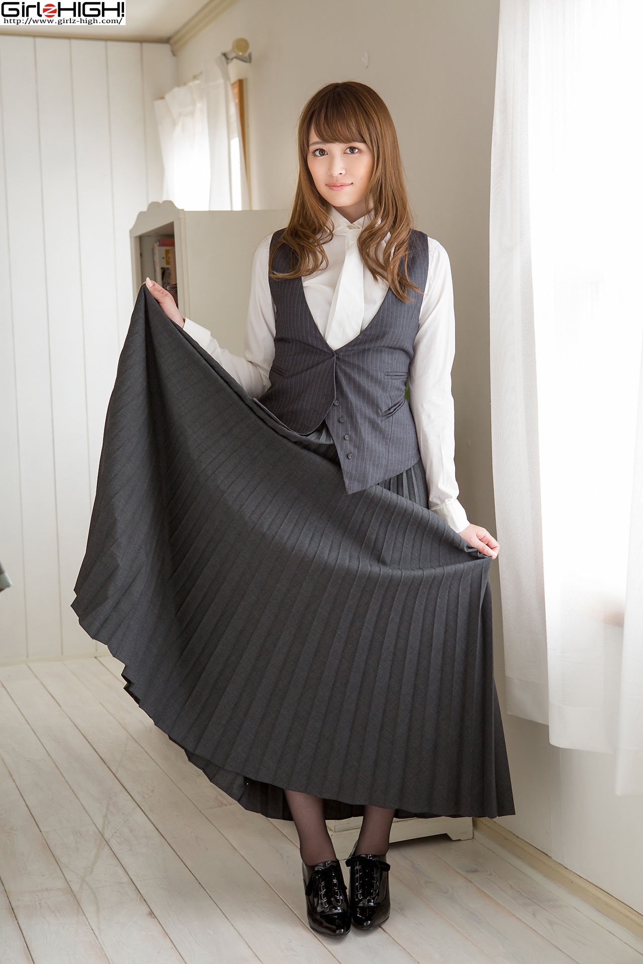 葉山みおり《僕たち（私たち）お尻だ～いすき！》ロングスカート [Girlz-High]_第1张