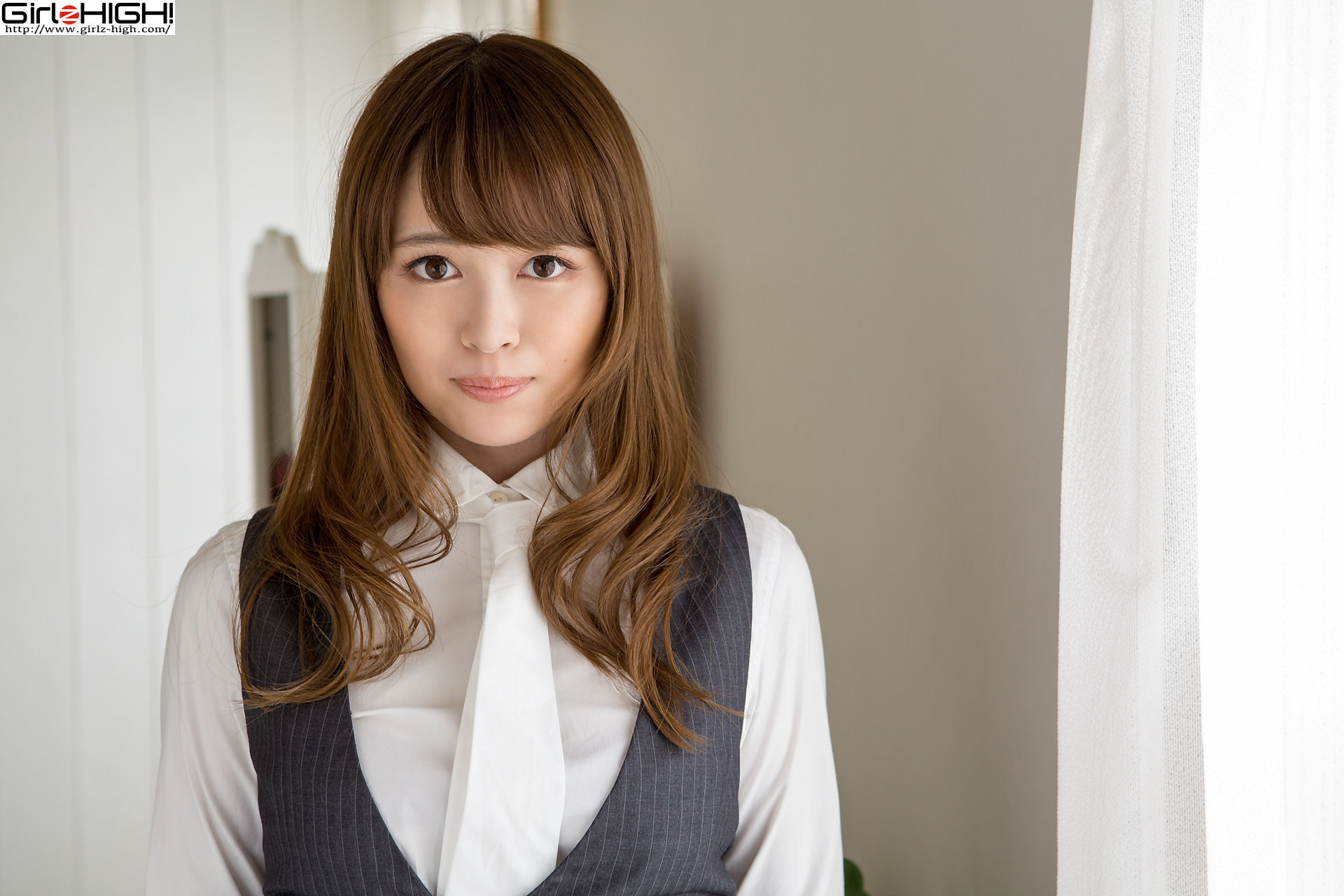 葉山みおり《僕たち（私たち）お尻だ～いすき！》ロングスカート [Girlz-High]_第3张