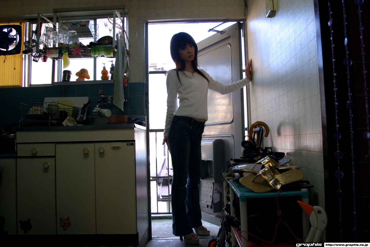 藤森くらら/英里奈 [Graphis] First Gravure 初脱ぎ娘_第4张