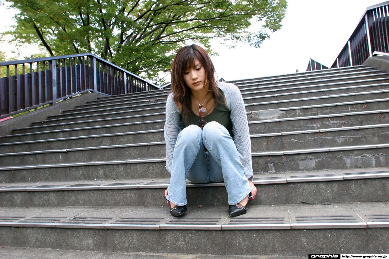 Sara Tsukigami 月神サテ [Graphis] First Gravure 初脱ぎ娘_第5张