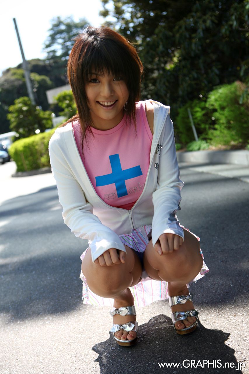 [Graphis] First Gravure 初脱ぎ娘 春咲あずみ/春咲梓美_第3张