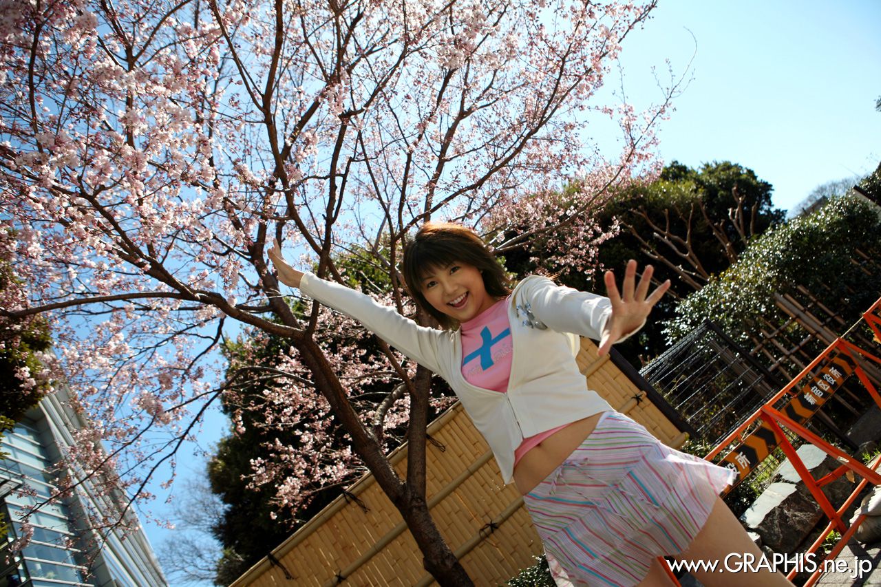 [Graphis] First Gravure 初脱ぎ娘 春咲あずみ/春咲梓美_第4张