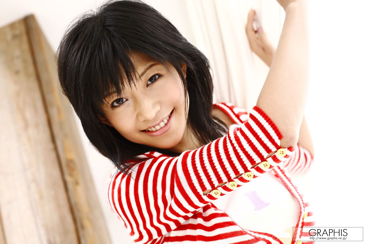 範田紗々《Natural Distance》 [Graphis] Gals_第2张