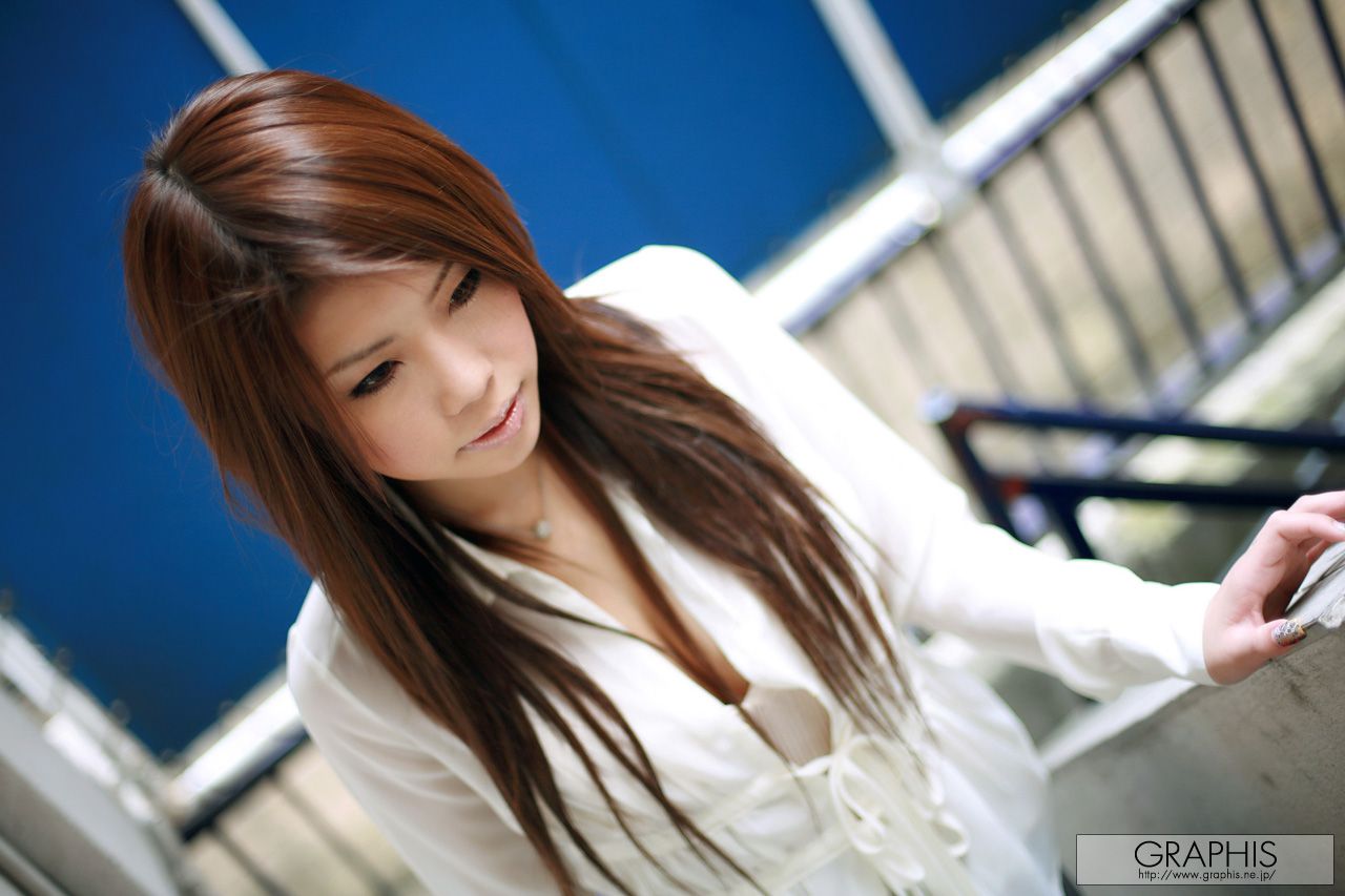 真田春香《Multipronged》 [Graphis] Gals_第4张