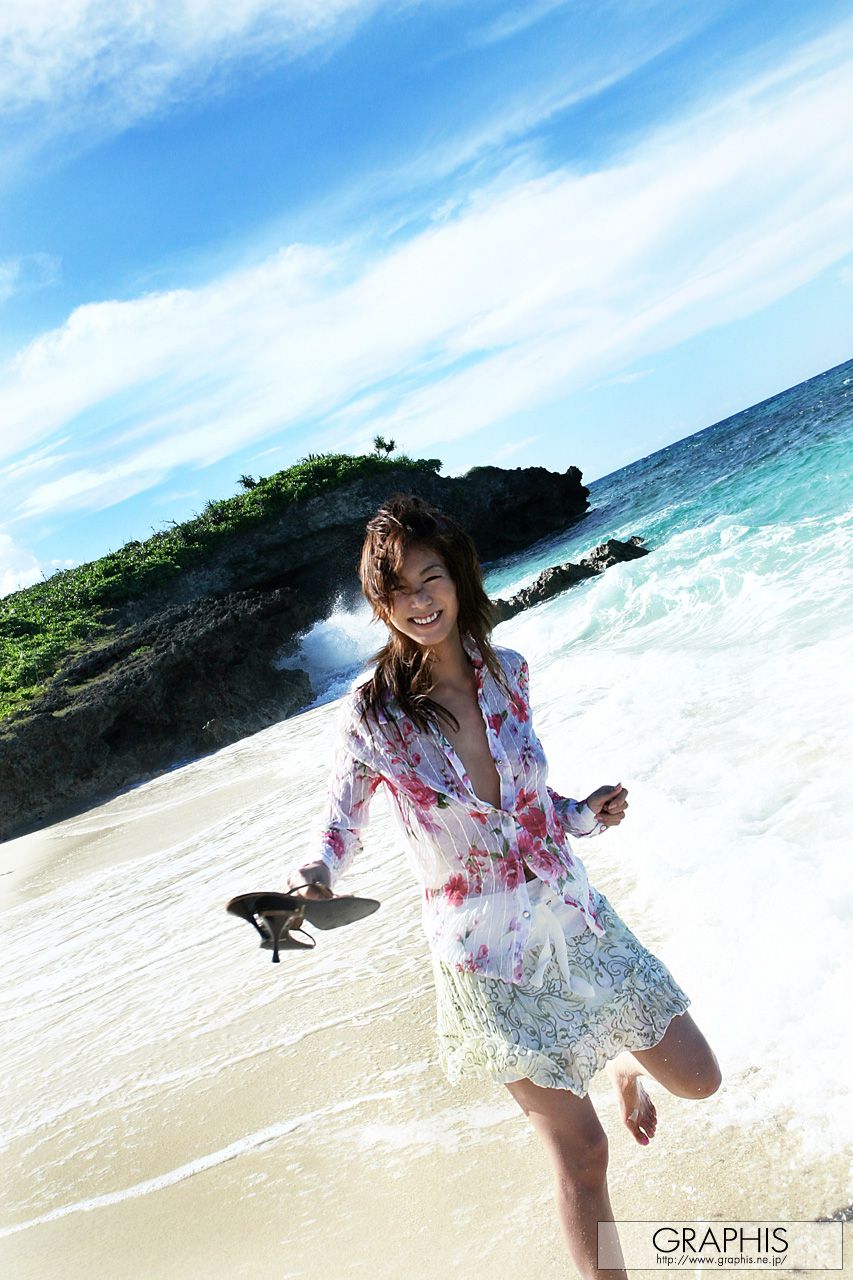 穂花《Whispers》 [Graphis] Gals_第2张