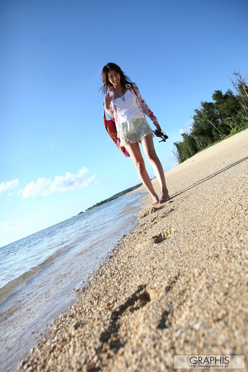 穂花《Whispers》 [Graphis] Gals_第5张