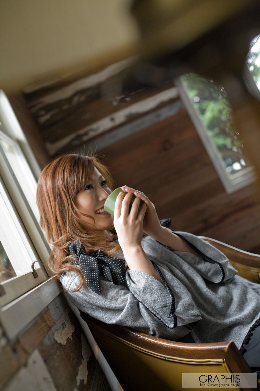 春風えみ《Escalation》 [Graphis] Gals_第1张