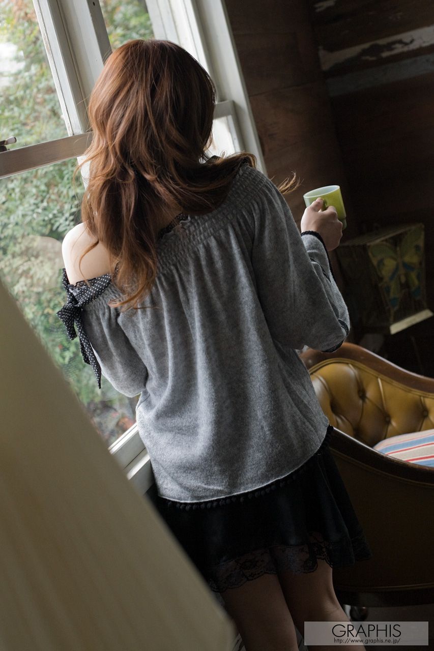 春風えみ《Escalation》 [Graphis] Gals_第3张