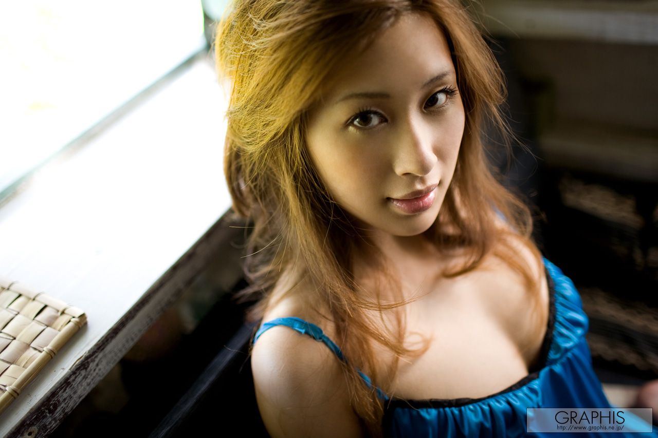 千堂ゆりあ《Pearl》 [Graphis] Special Contents_第3张