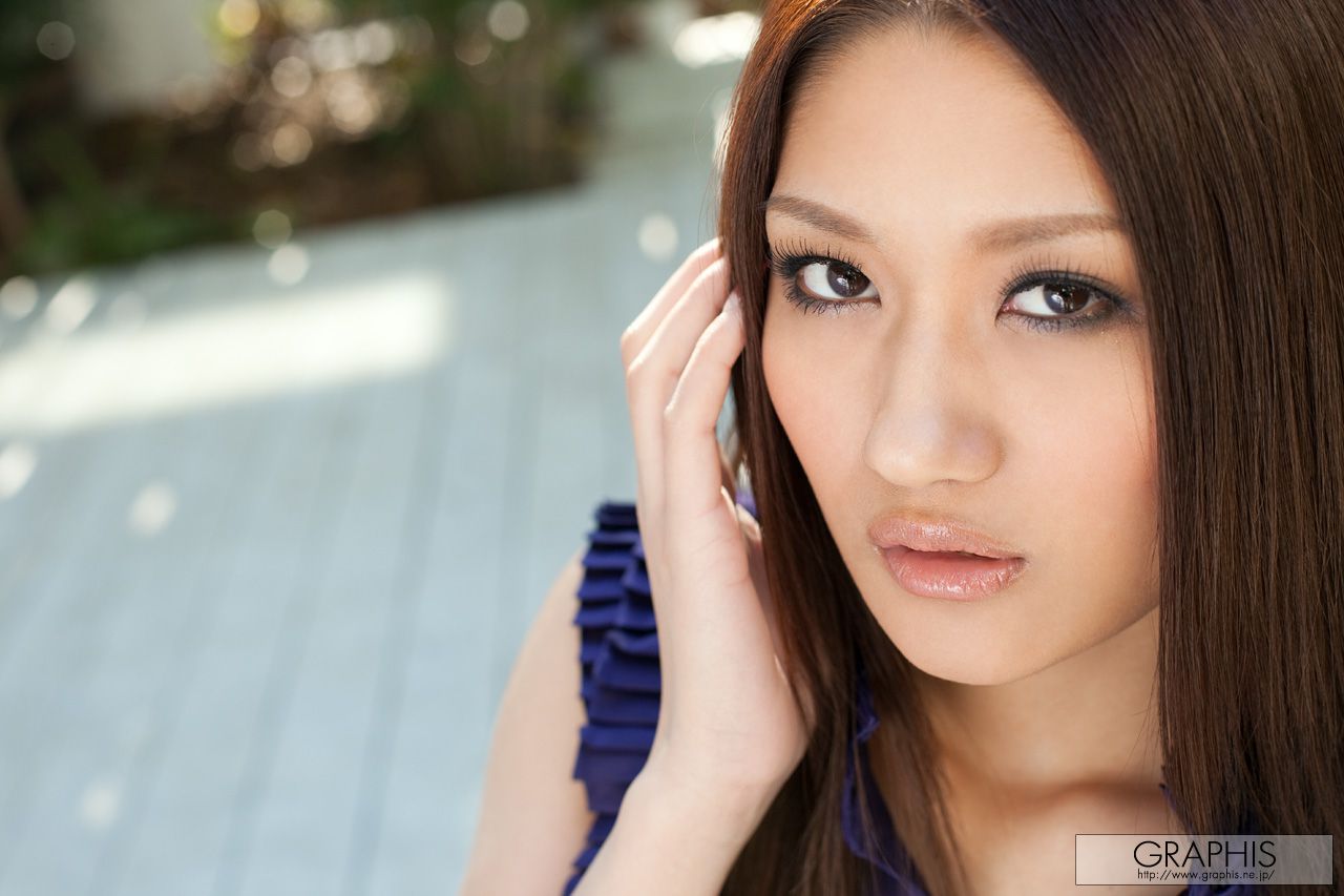 藤本リーナ/藤本莉娜 [Graphis] First Gravure 初脱ぎ娘_第2张