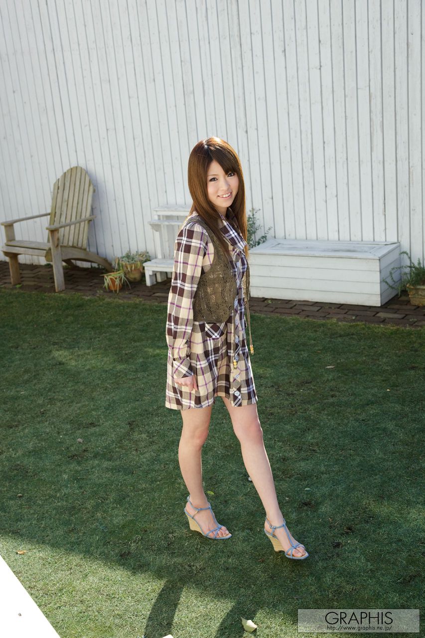 Miho Inamura 今村美穂 [Graphis] First Gravure 初脱ぎ娘_第1张
