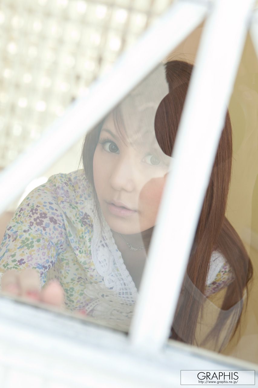 相澤リナ/相泽莉娜 [Graphis] First Gravure 初脱ぎ娘_第5张