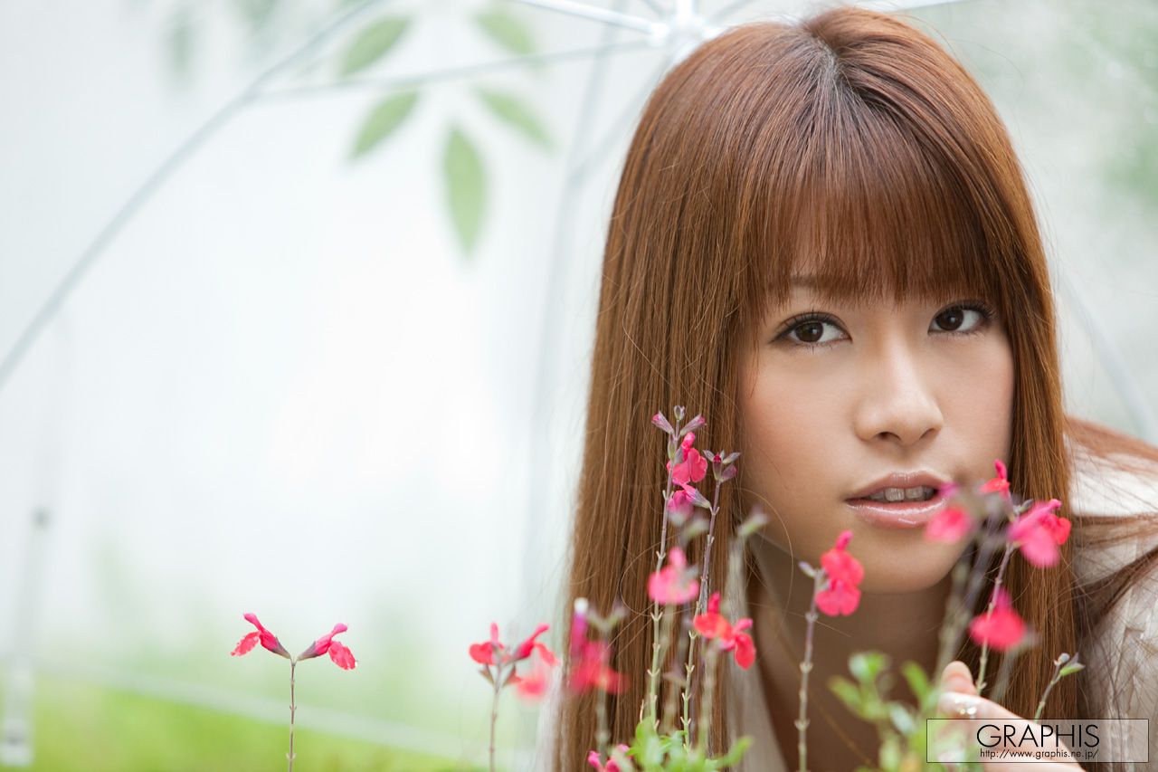 眞木あずさ/真木梓 [Graphis] First Gravure 初脱ぎ娘_第3张