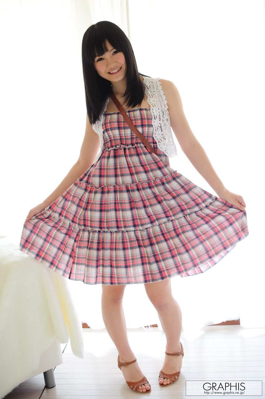 荣仓あい/荣仓爱 [Graphis] First Gravure 初脱ぎ娘_第5张