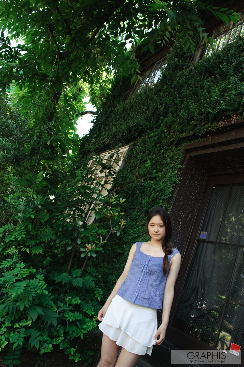 Midori Mizuno 水野碧 [Graphis] First Gravure 初脱ぎ娘_第1张