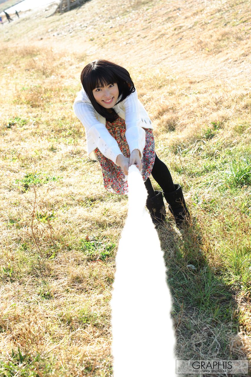 由爱可奈《Identity》 [Graphis] Gals_第4张