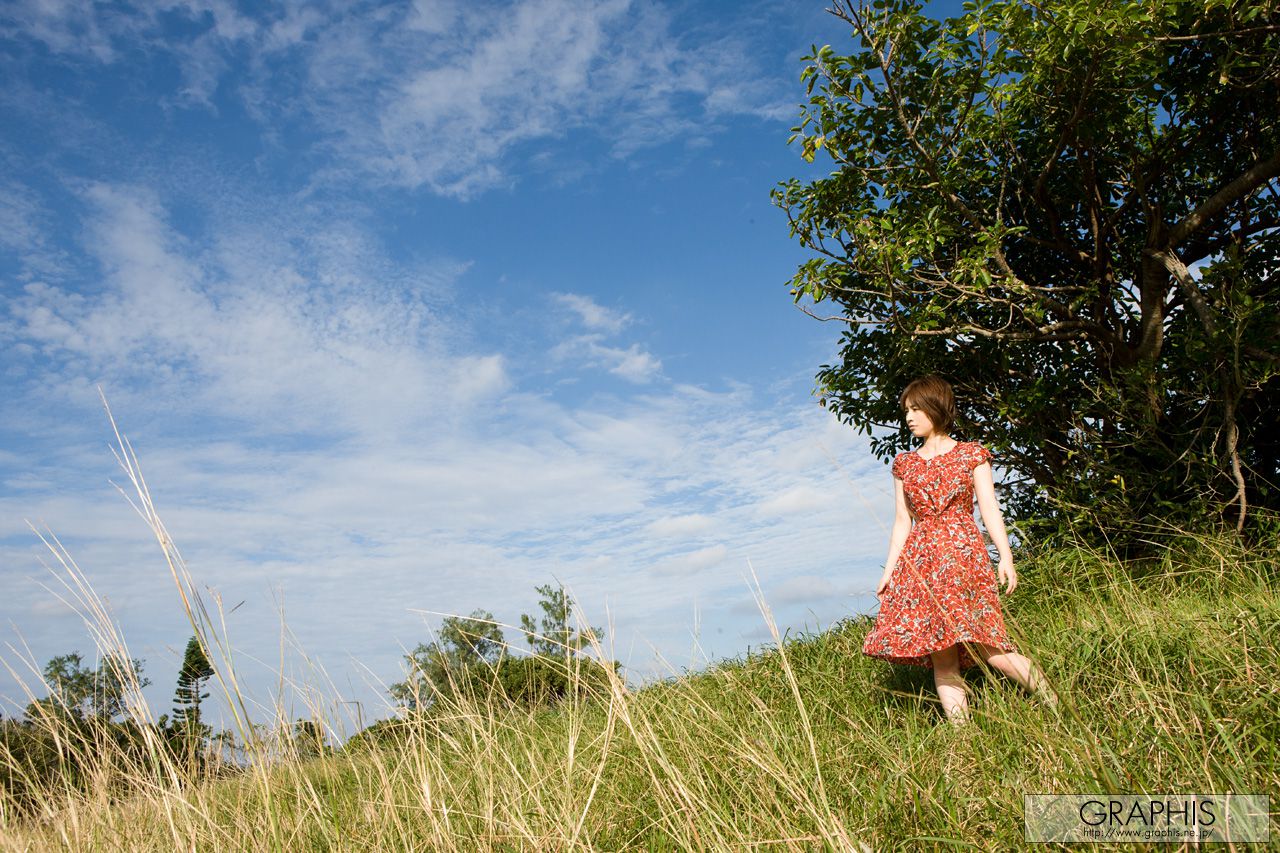 奥田咲《Bloom》 [Graphis] Special Contents_第1张