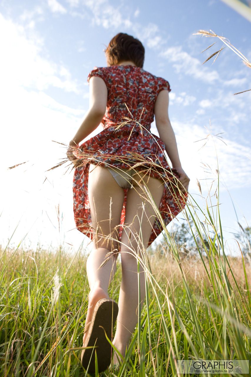 奥田咲《Bloom》 [Graphis] Special Contents_第2张