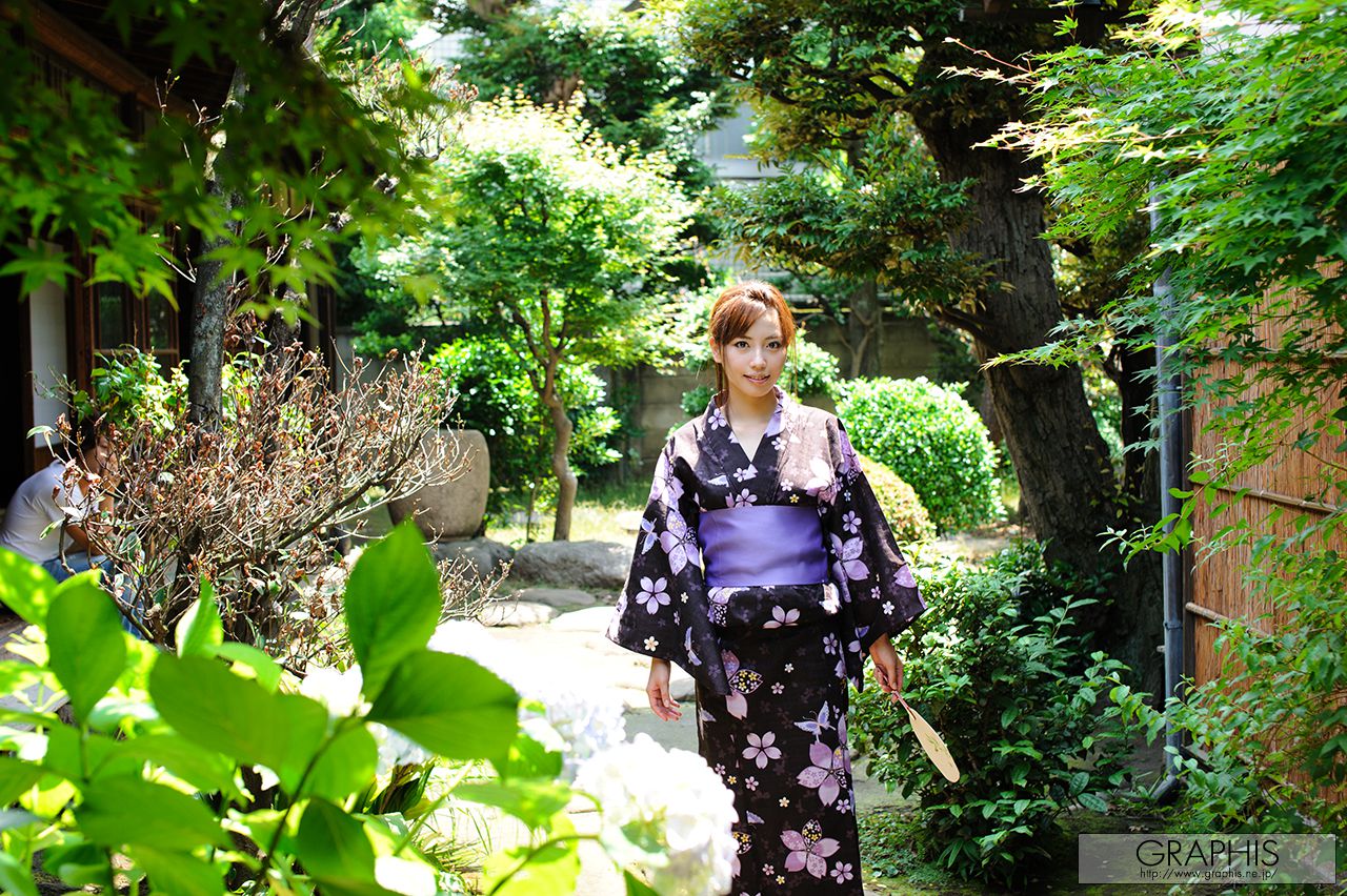 横山美雪《Blossoms》 [Graphis] Gals_第1张