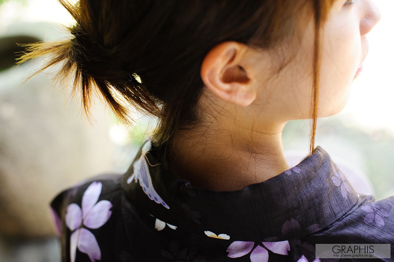 横山美雪《Blossoms》 [Graphis] Gals_第3张