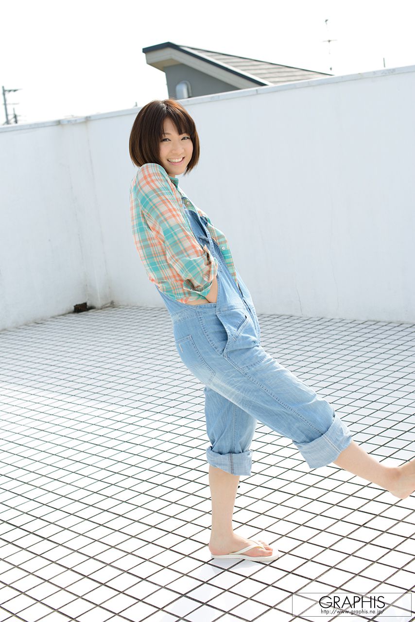 Mayu Kamiya 神谷まゆ [Graphis] First Gravure 初脱ぎ娘_第1张