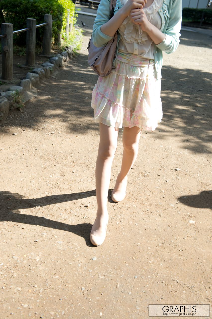 知花メイサ/知花梅莎 [Graphis] First Gravure 初脱ぎ娘_第1张