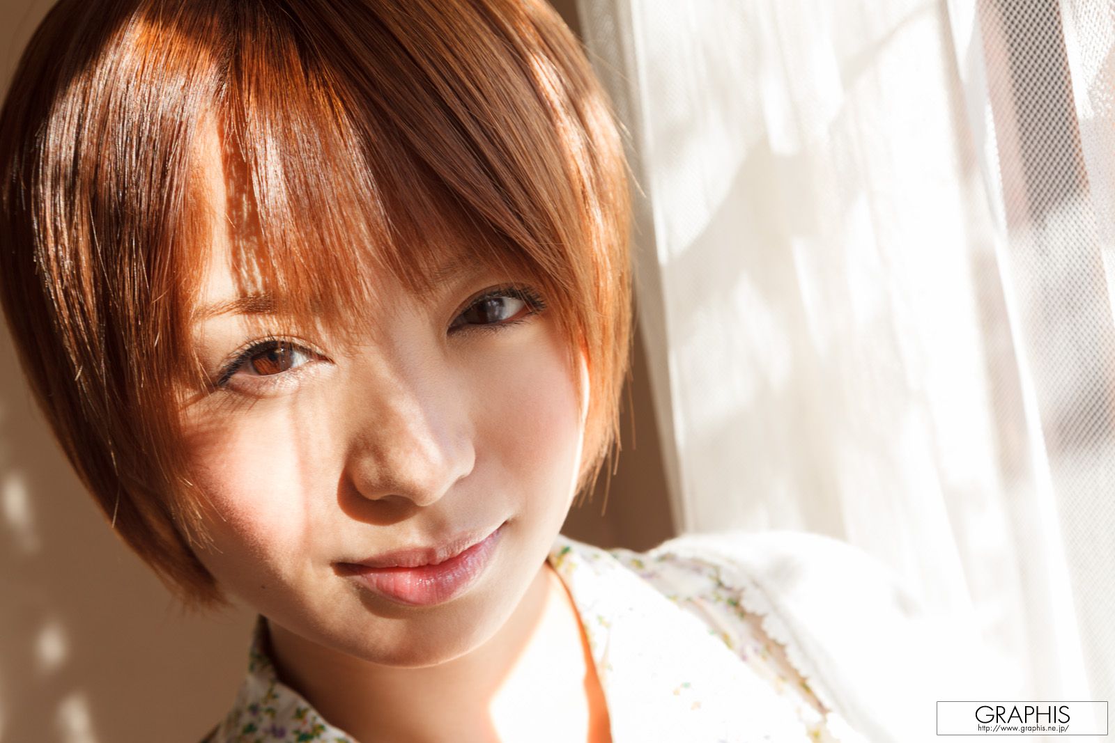 星美りか/里中裕奈《Kirakira》 [Graphis] Gals_第2张