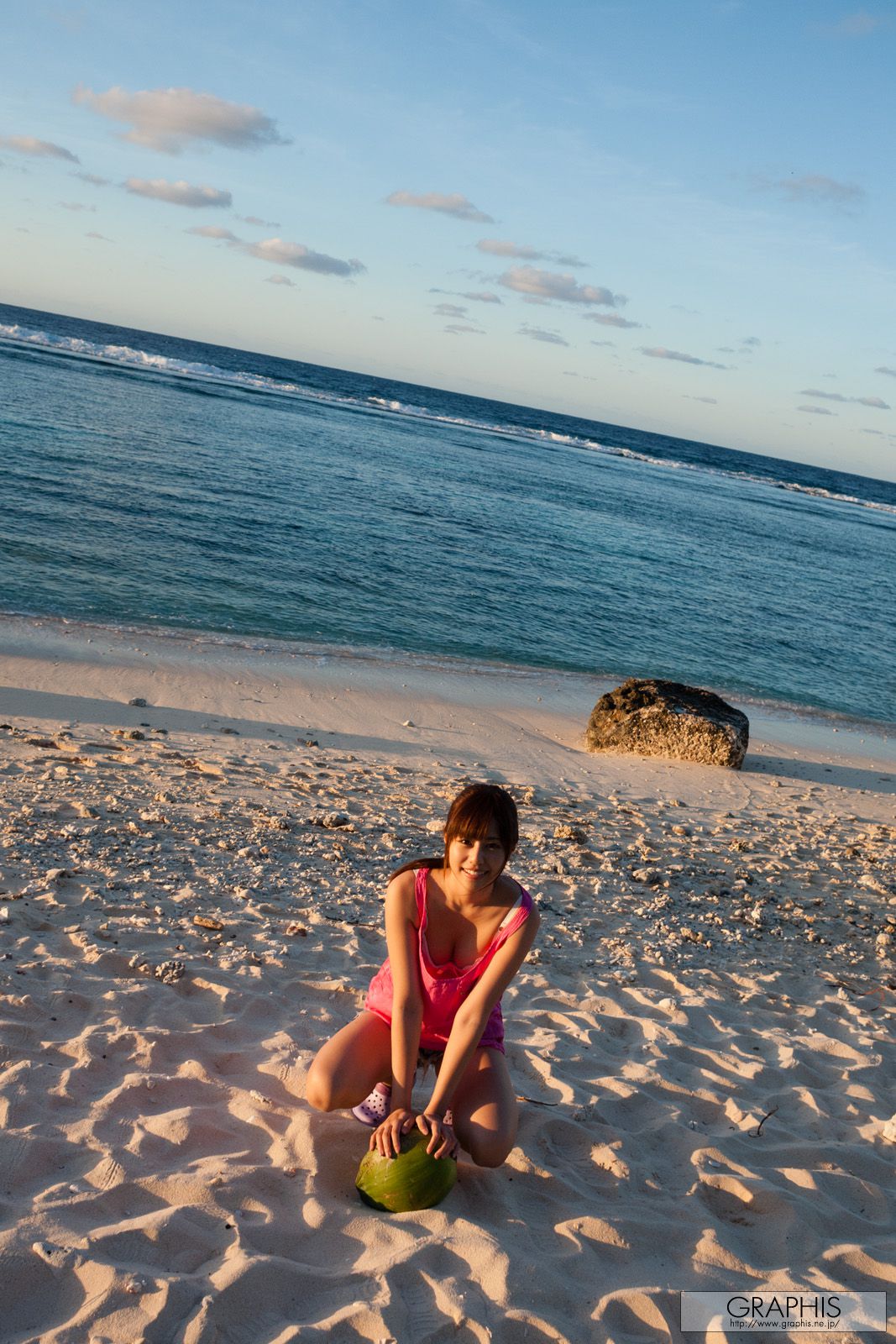 瑠川リナ《Love-Para》 [Graphis] Special Contents_第3张