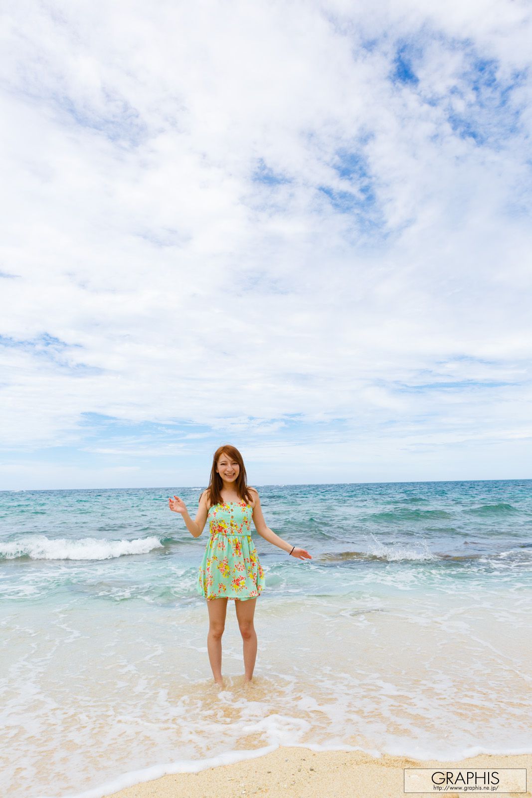 望月かのん/望月花音/白石マリエ [Graphis] First Gravure 初脱ぎ娘_第1张