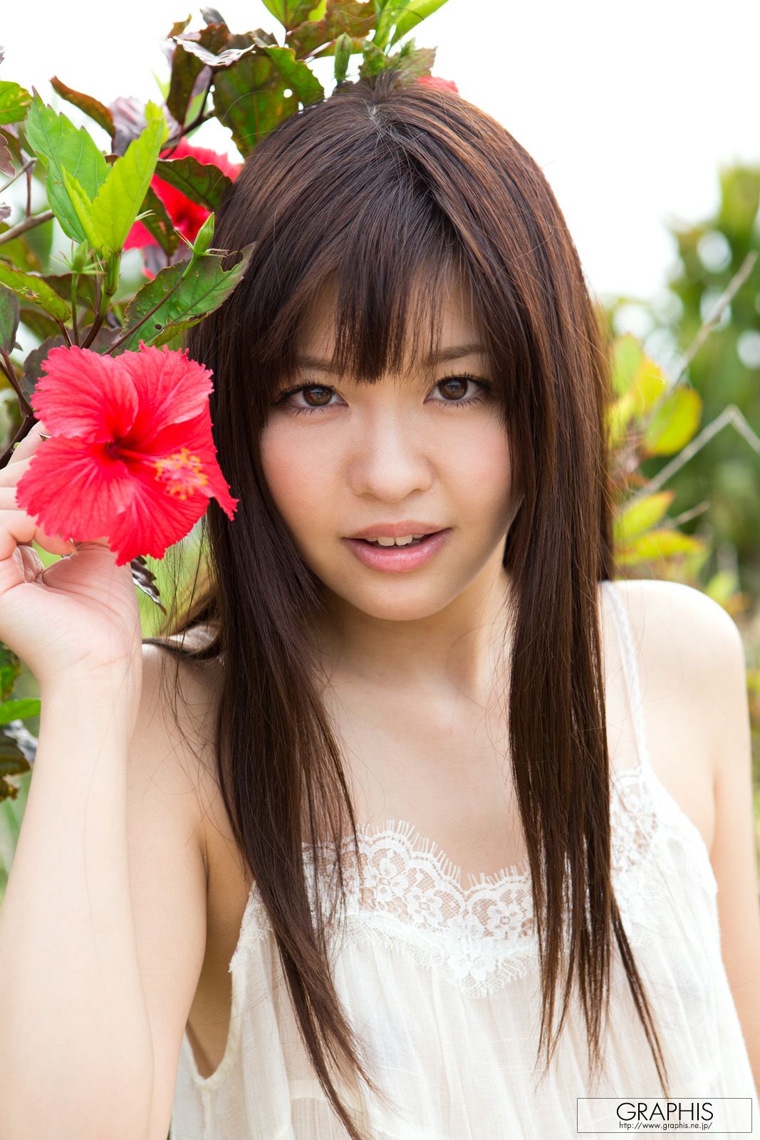 葉山めい/叶山芽衣 [Graphis] First Gravure 初脱ぎ娘_第2张