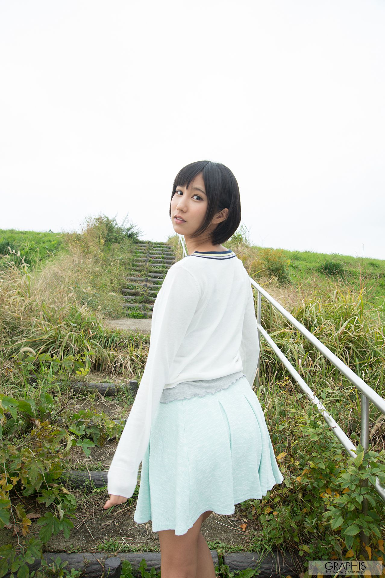 湊莉久/凑莉久《Golden Curve》 [Graphis] Gals_第1张