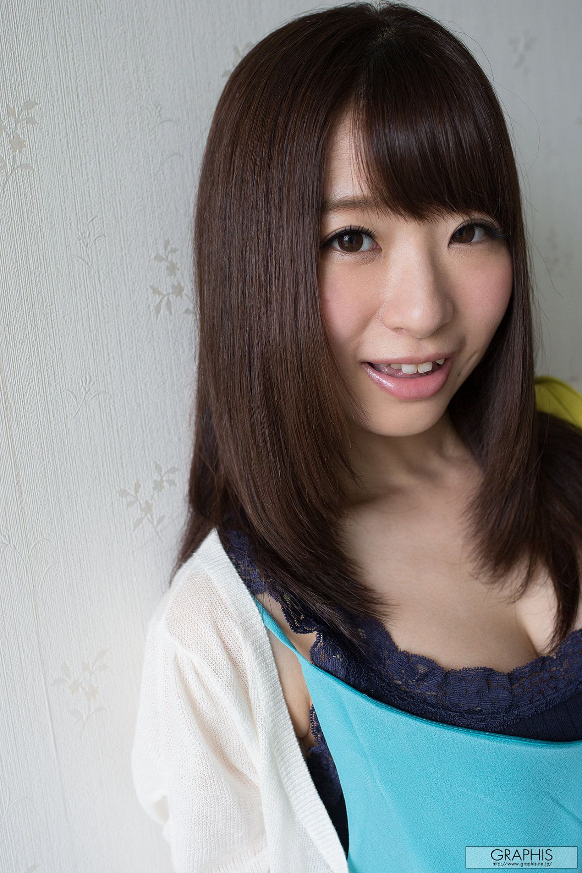 初美沙希《Caucus Race》 [Graphis] Gals_第5张