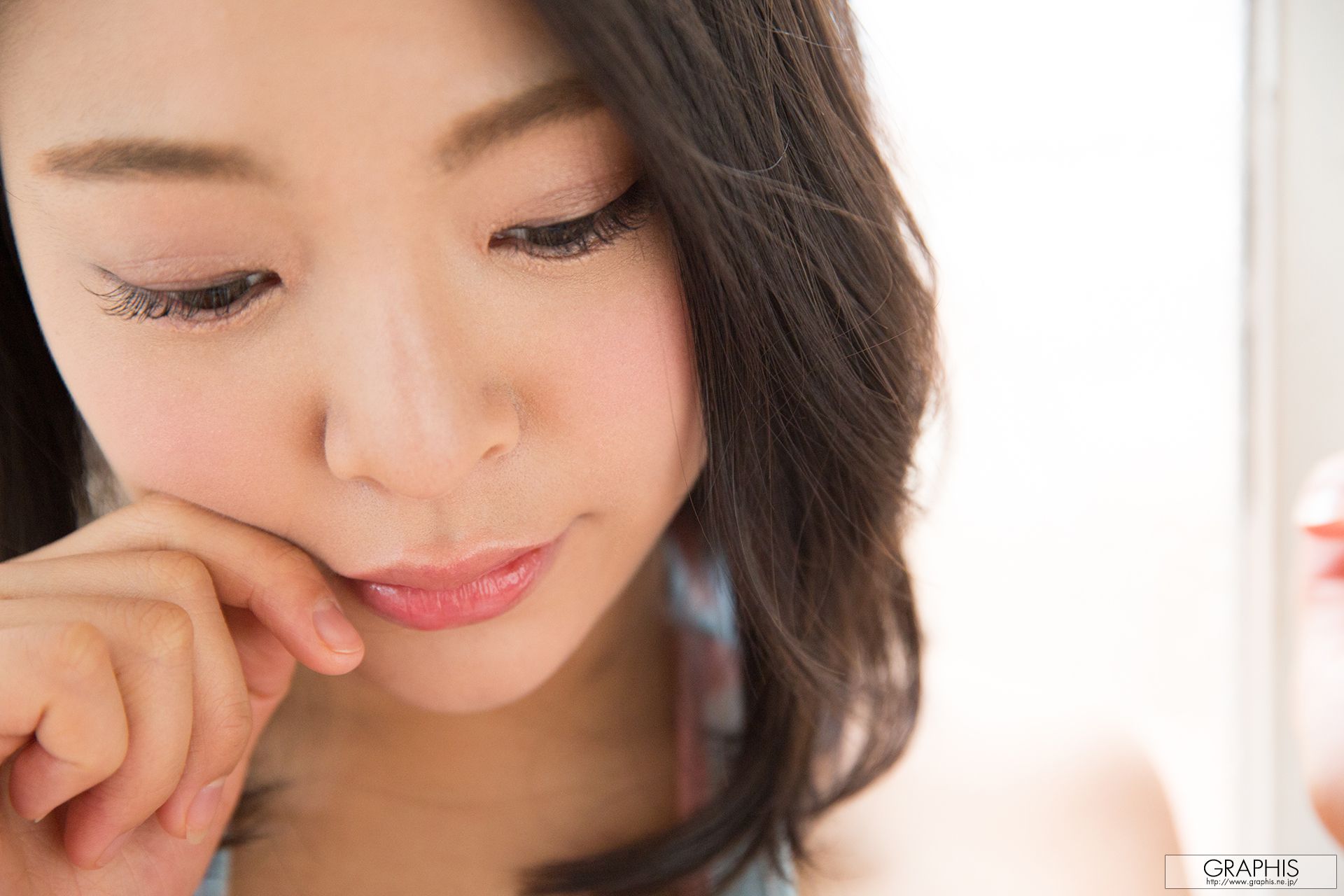 Manaka Minami 南真菜果 [Graphis] First Gravure 初脫ぎ娘_第4张