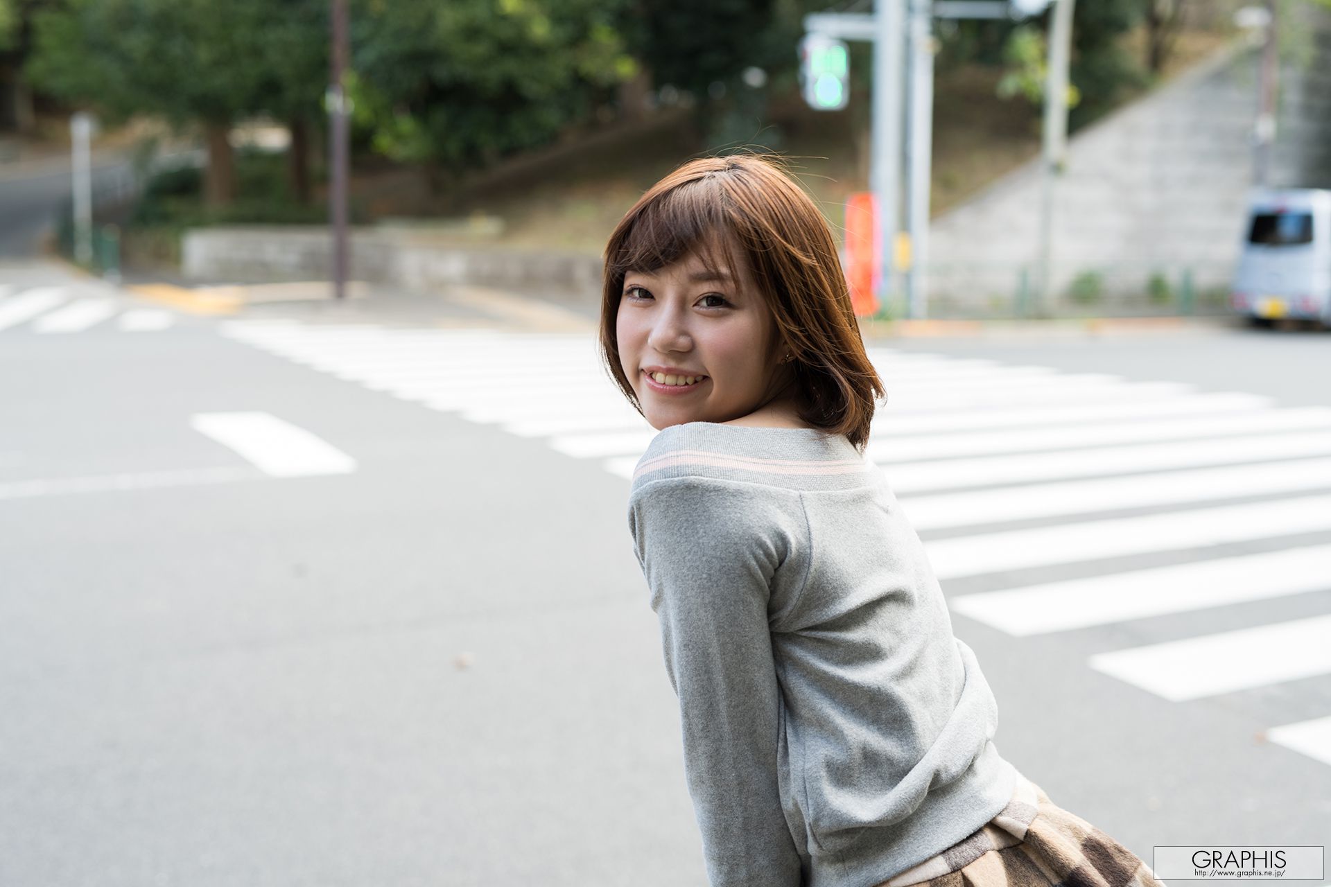 Tsubasa 翼 [Graphis] First Gravure 初脫ぎ娘_第3张