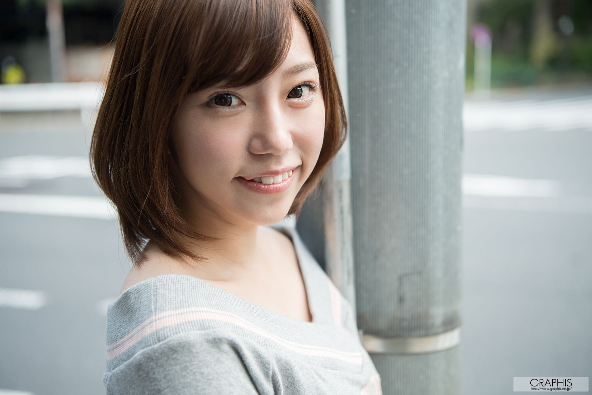 Tsubasa 翼 [Graphis] First Gravure 初脫ぎ娘_第5张