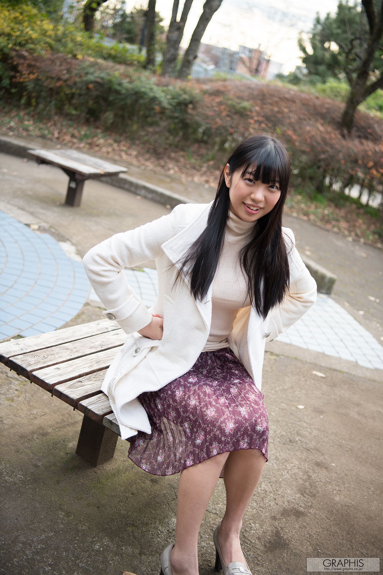 Kiritani Matsuri 桐谷まつり/桐谷まつり [Graphis] First Gravure 初脫ぎ娘_第5张