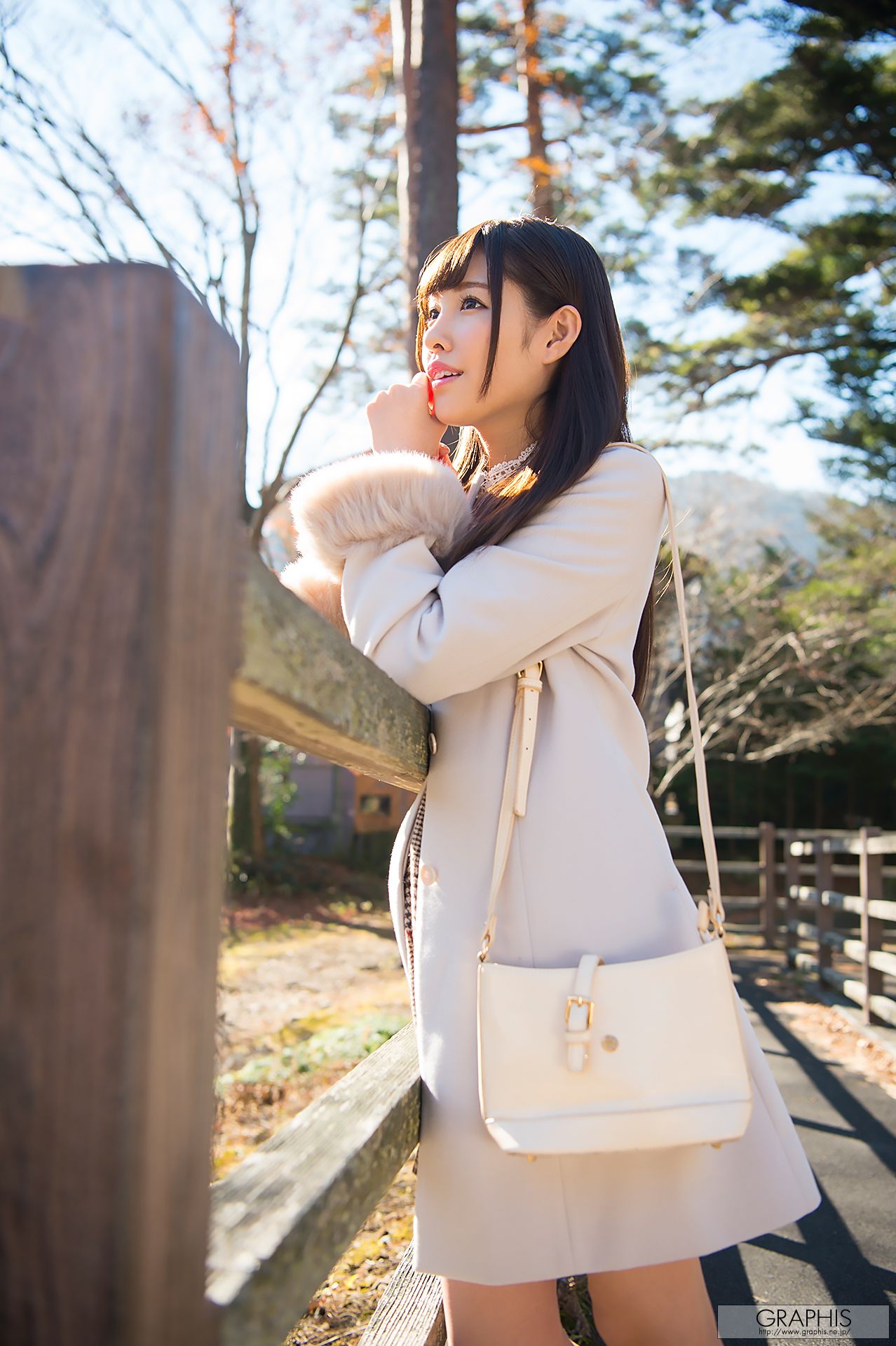 Arina Hashimoto 橋本ありな/桥本有菜 [Graphis] Limited Edition_第1张