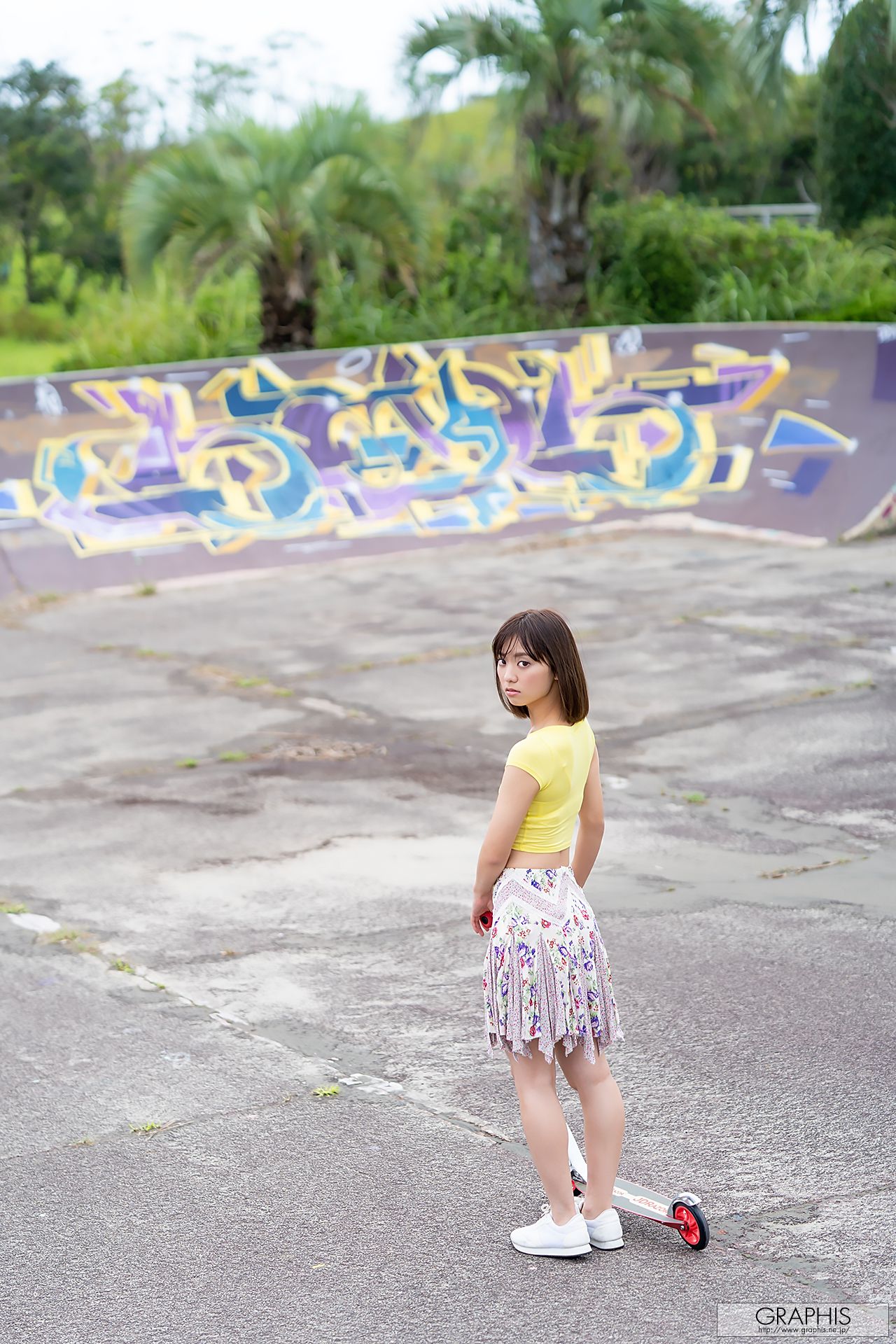 [Graphis] First Gravure 初脱ぎ娘 No.167 Suzu Monami もなみ鈴_第1张