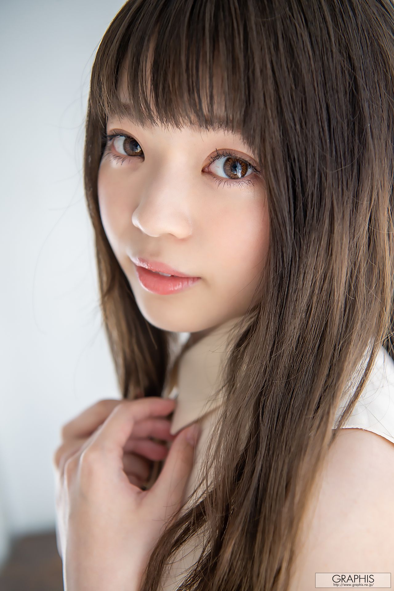 [Graphis] First Gravure 初脱ぎ娘 No.169 Izuna Maki 槙いずな_第3张