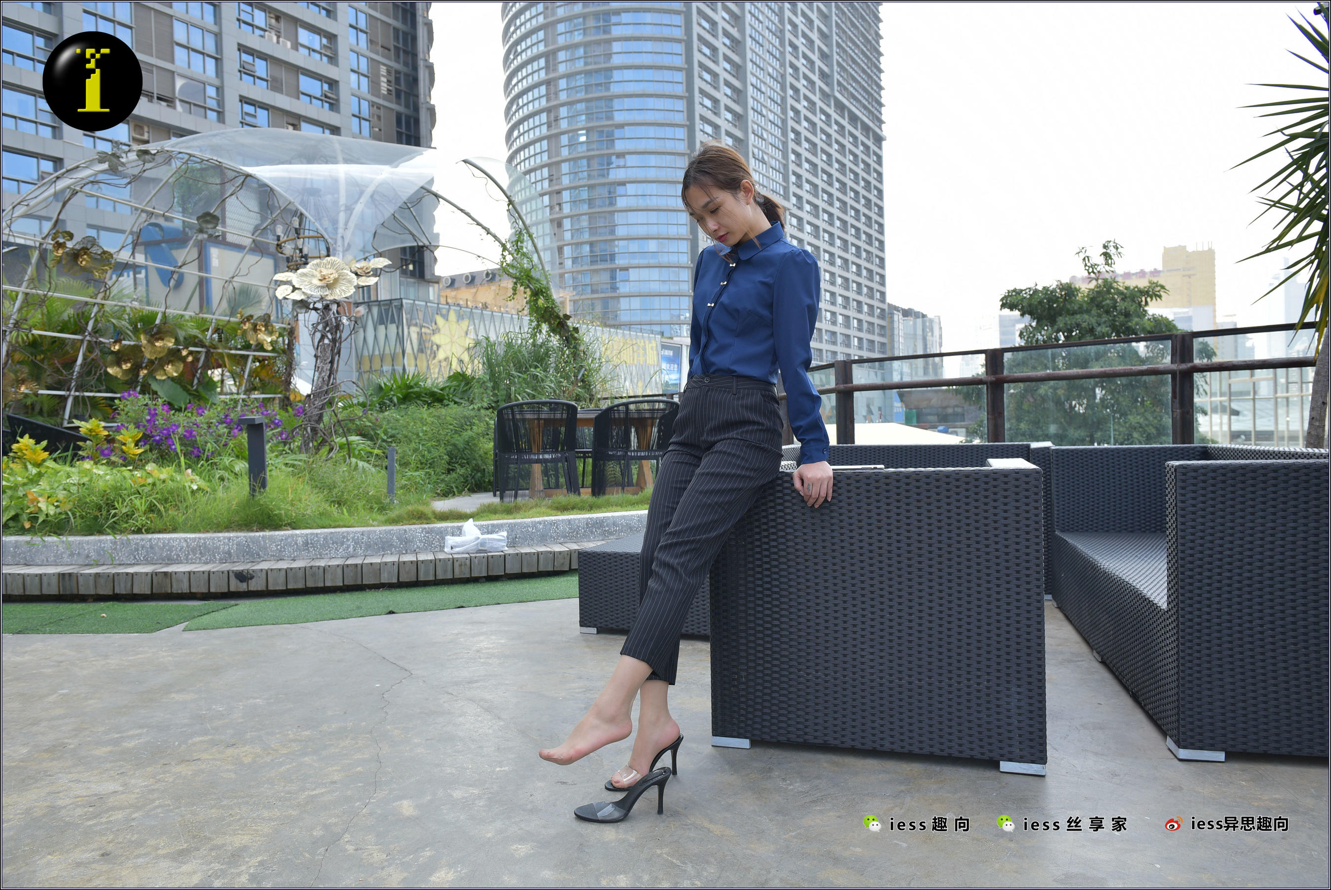 [IESS普惠集] 001 模特表妹 《表妹日常素拍》_第1张