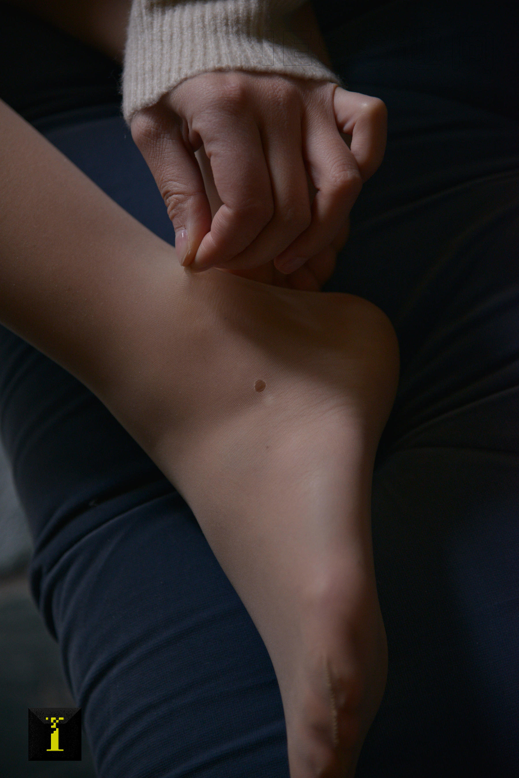 [IESS普惠集] 055 模特小捷 《休闲小短裙》_第4张