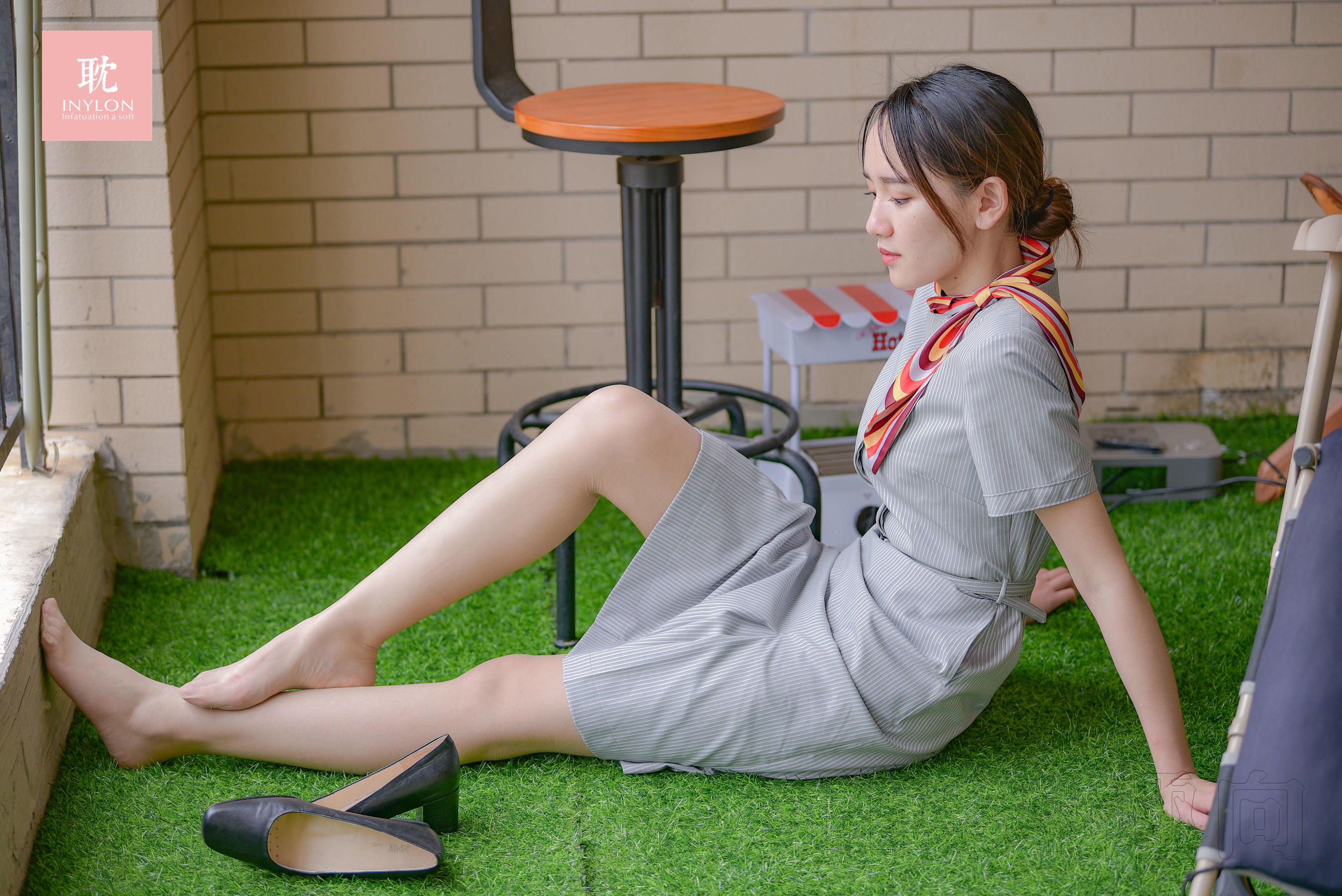 [IESS普惠集] 069 模特清平 《清平的空姐装扮》_第1张