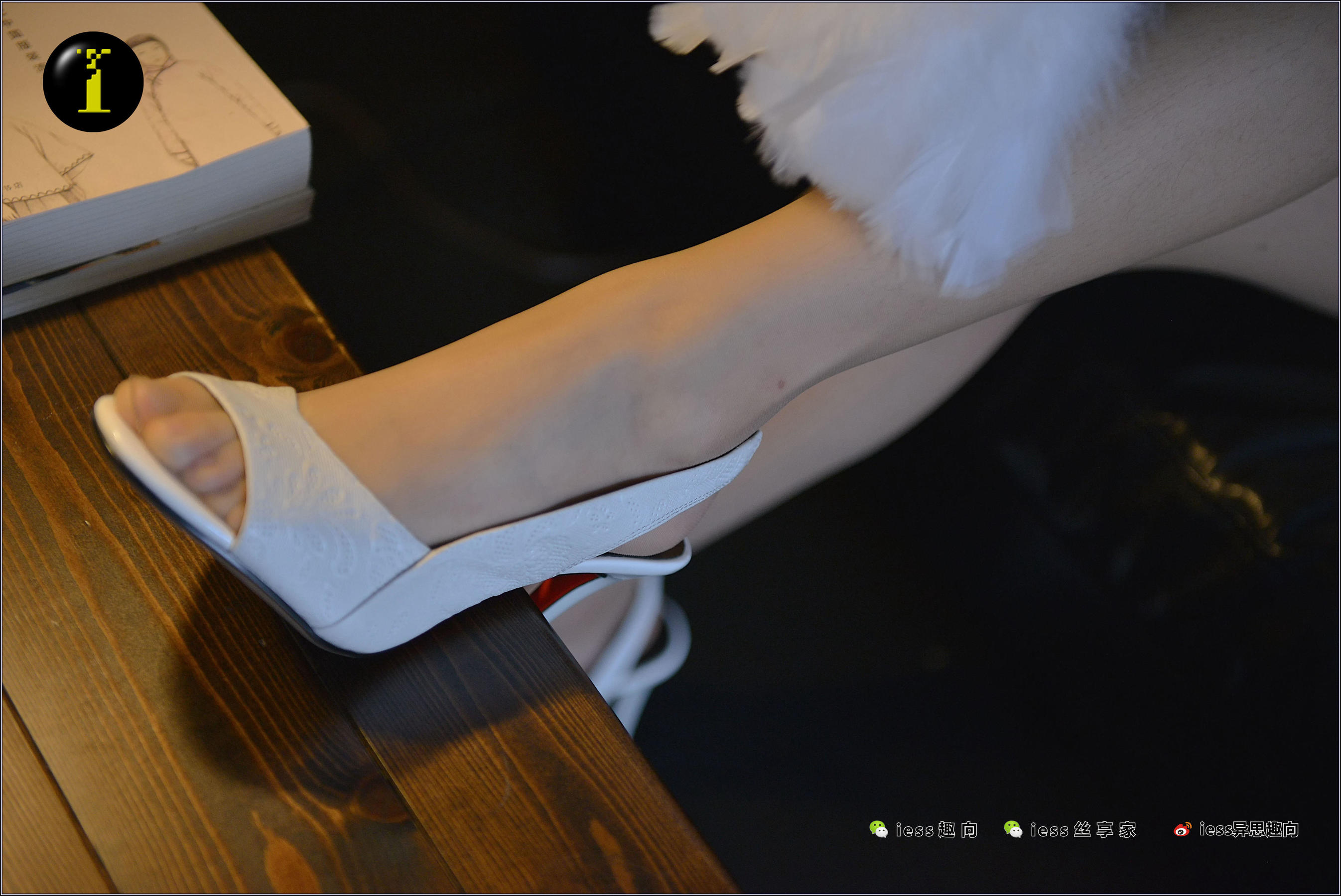 [IESS普惠集] 075 模特幸子 《台灯下的女仆 》_第3张