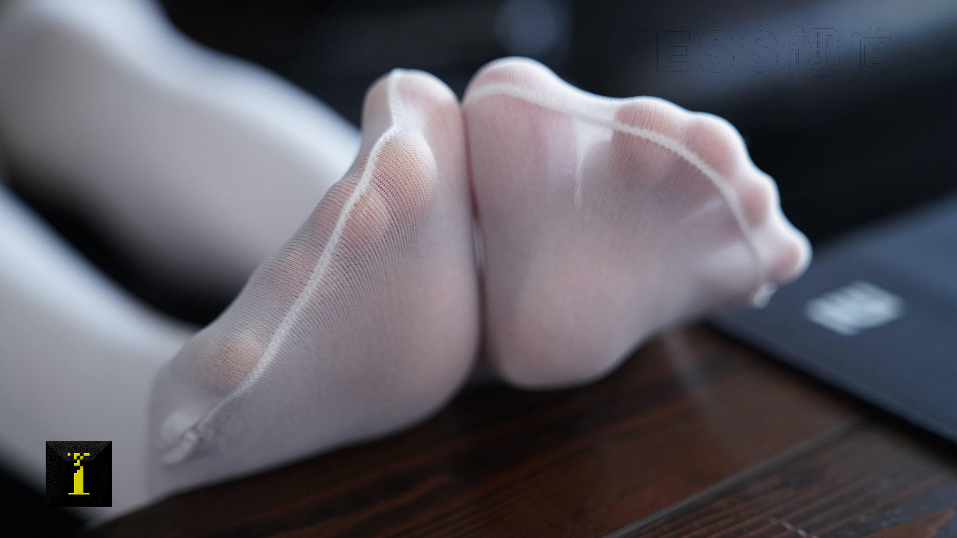 [IESS普惠集] 117 模特森爷 《厚白丝》_第1张