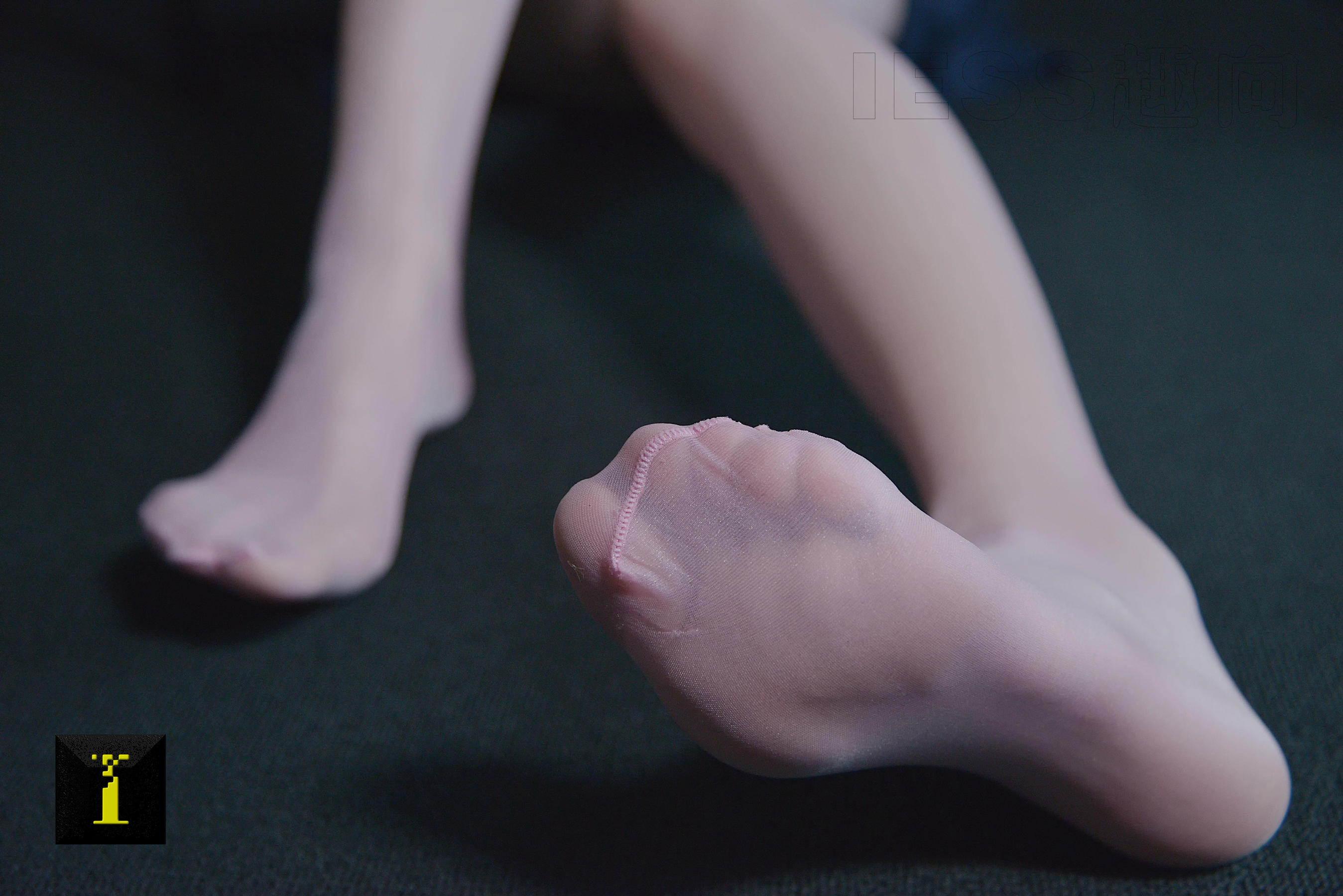 [IESS普惠集] 157 模特若琪 《粉色的薄丝》_第1张