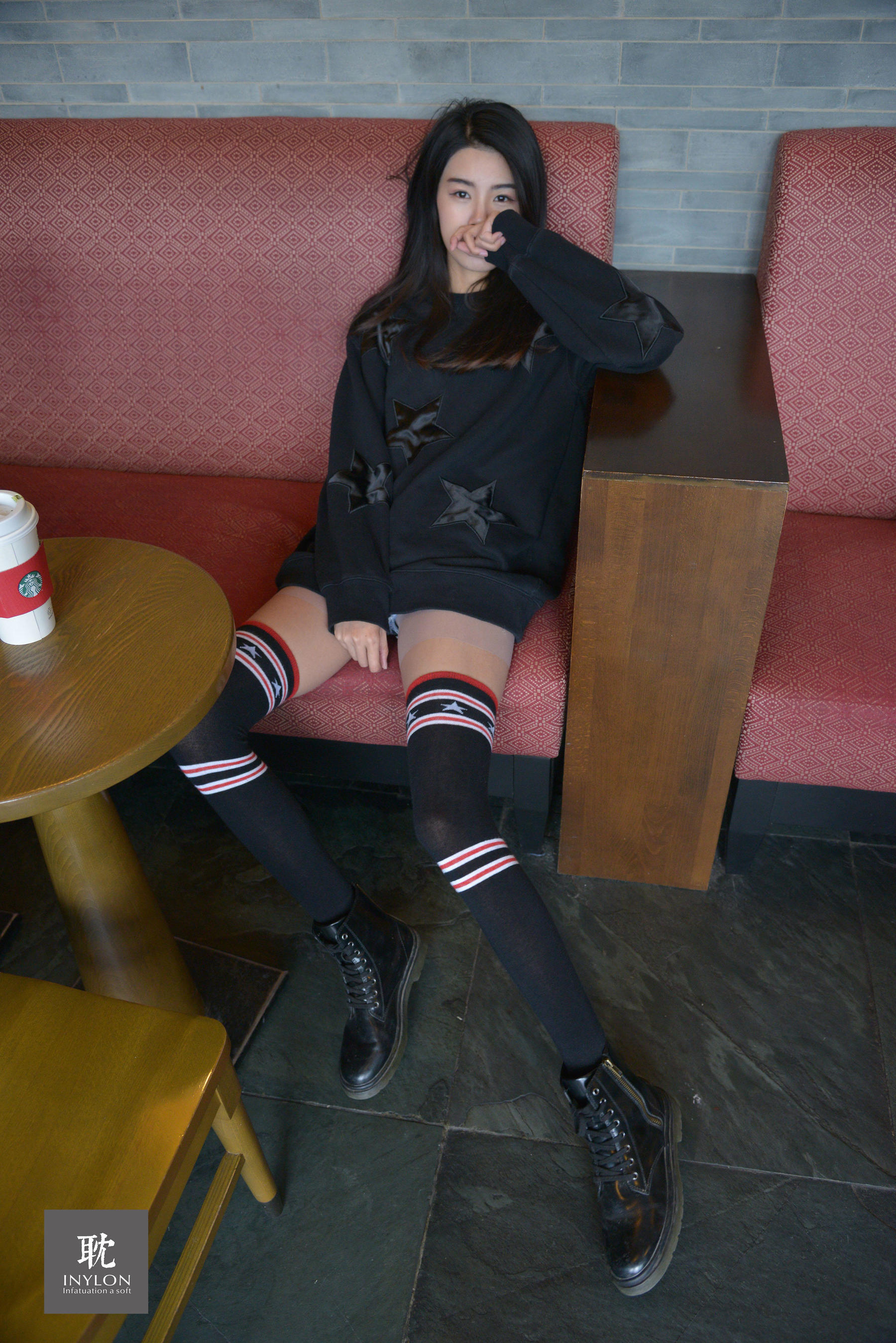 [IESS普惠集] 198 模特一心 《瘦长的非主流丝腿》_第2张