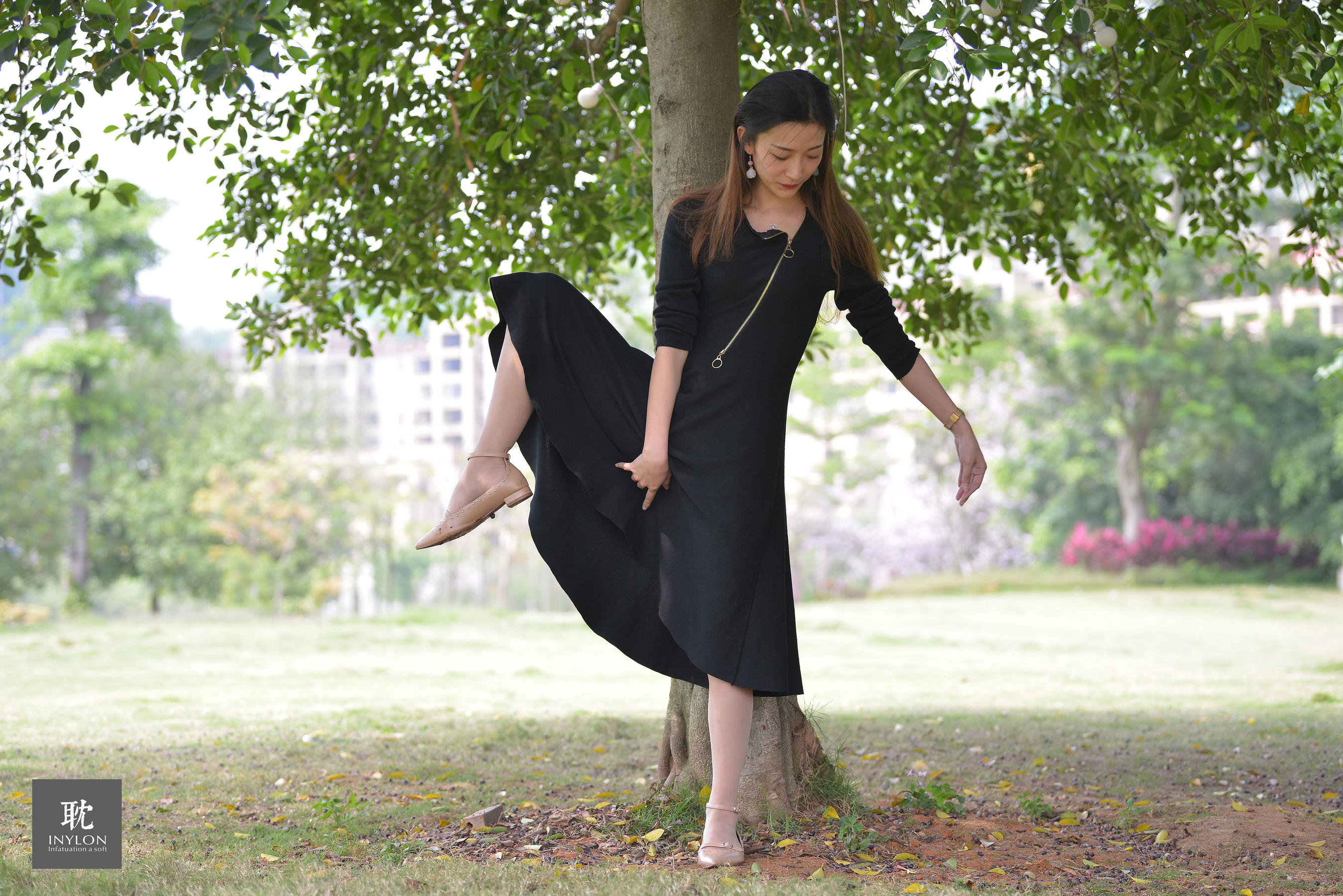 [IESS普惠集] 207 模特秋秋 《秋秋的一组随拍》_第3张