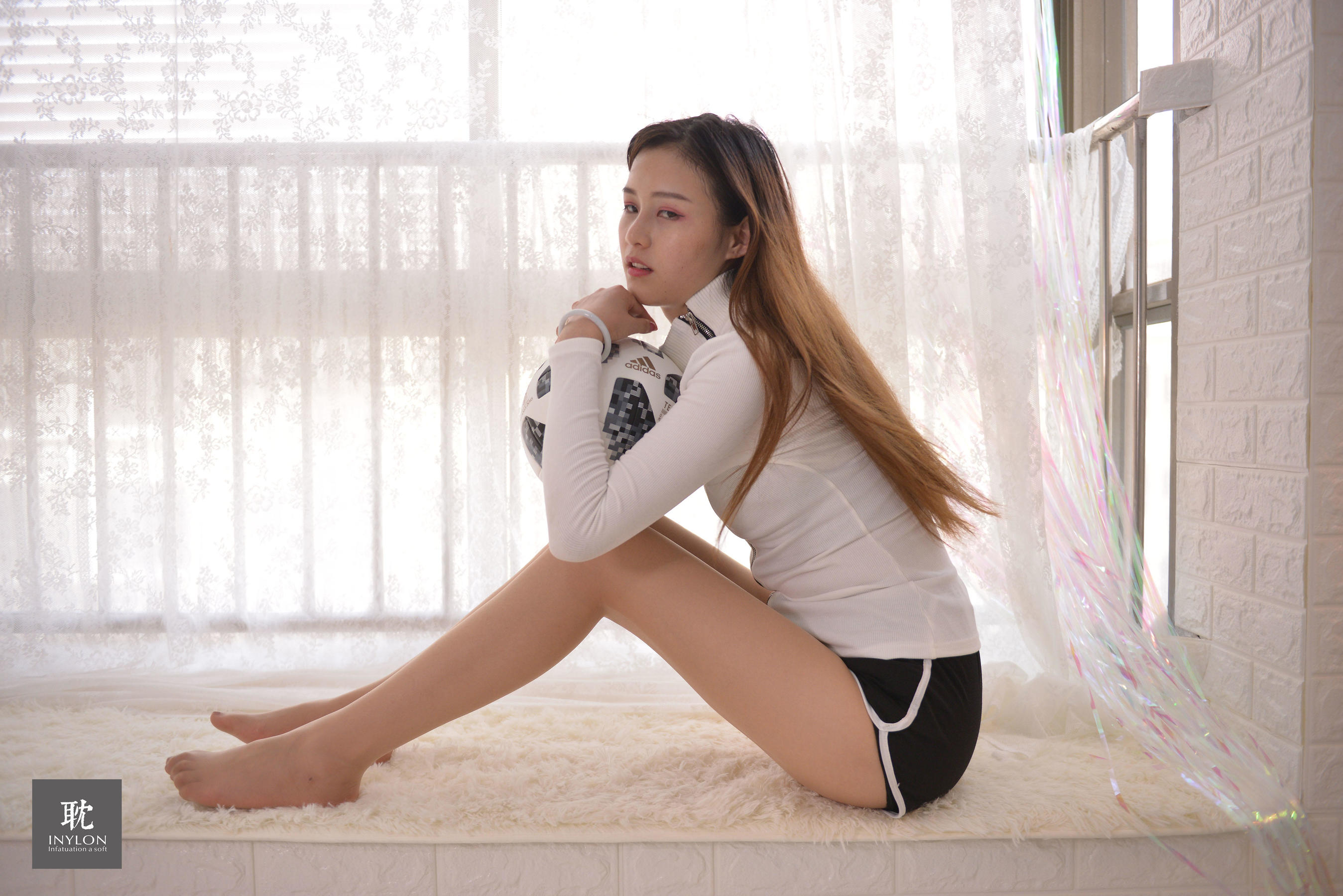 [IESS普惠集] 235 模特九妹 《快乐玩个球》_第1张