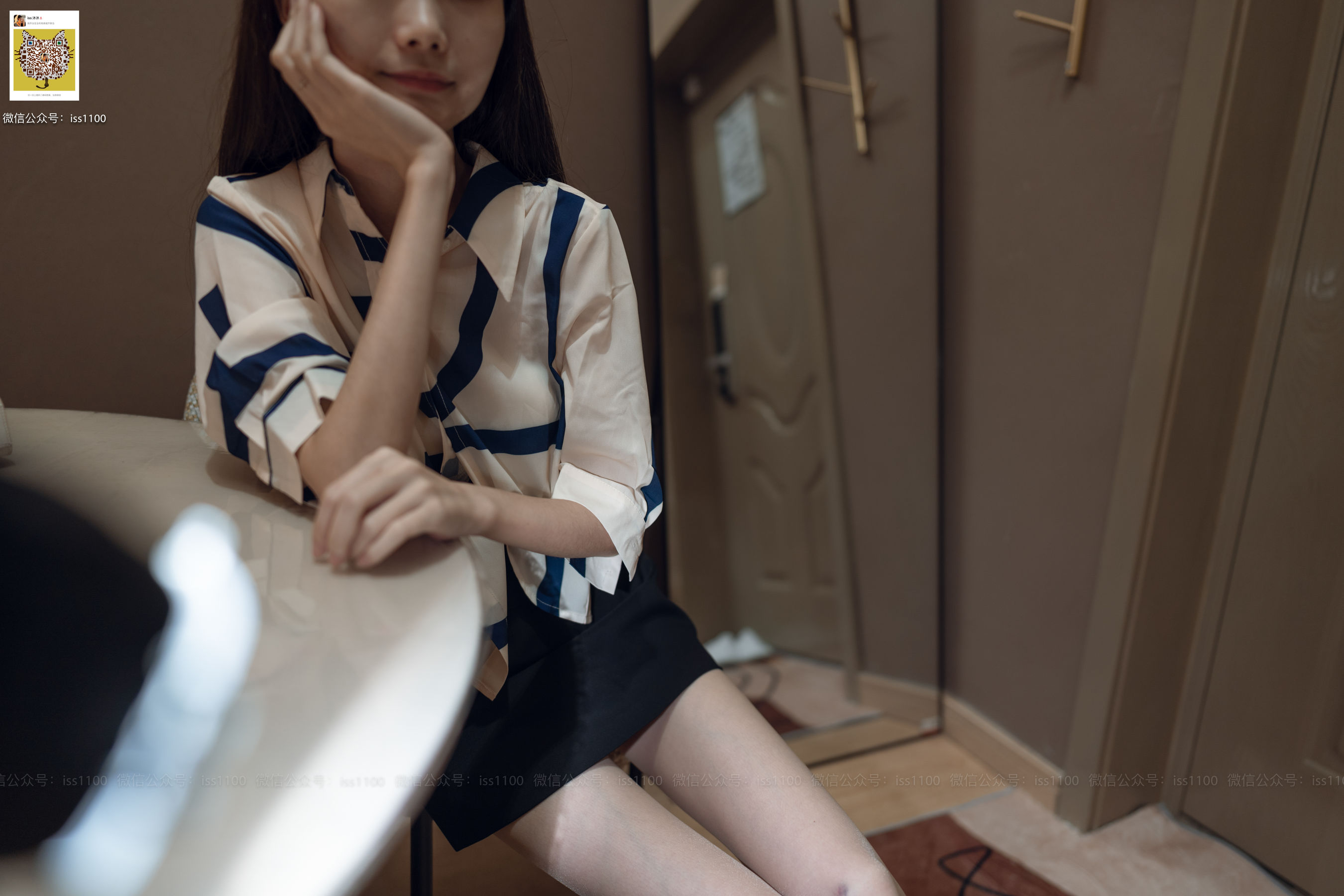 [ISS系列]  酸酸 职业装_第1张