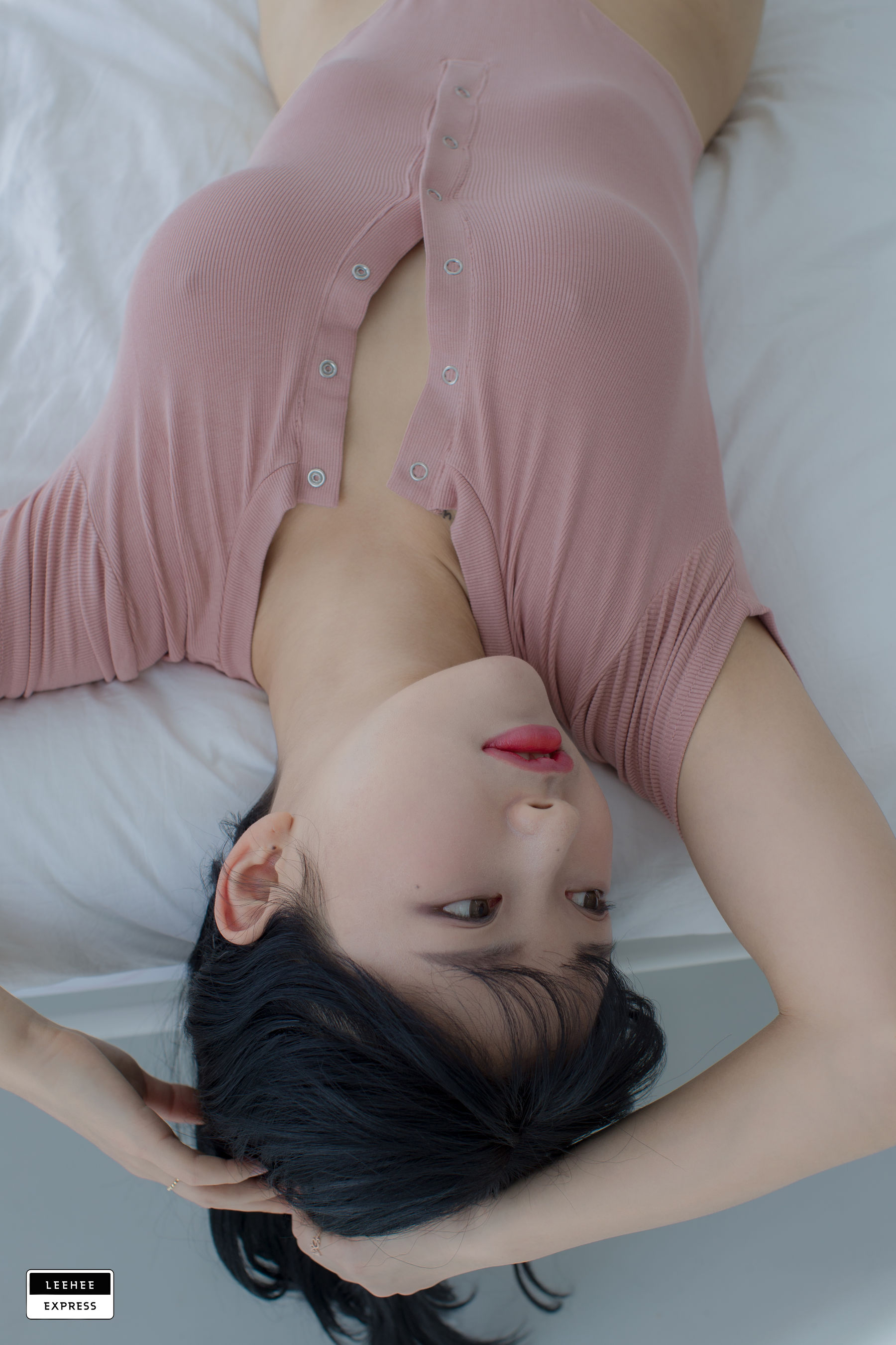 [LEEHEE EXPRESS] LEHF-017B - U.Hwa_第2张